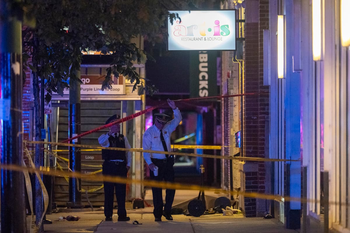 Four Dead, 14 Injured in Chicago Nightclub Shooting