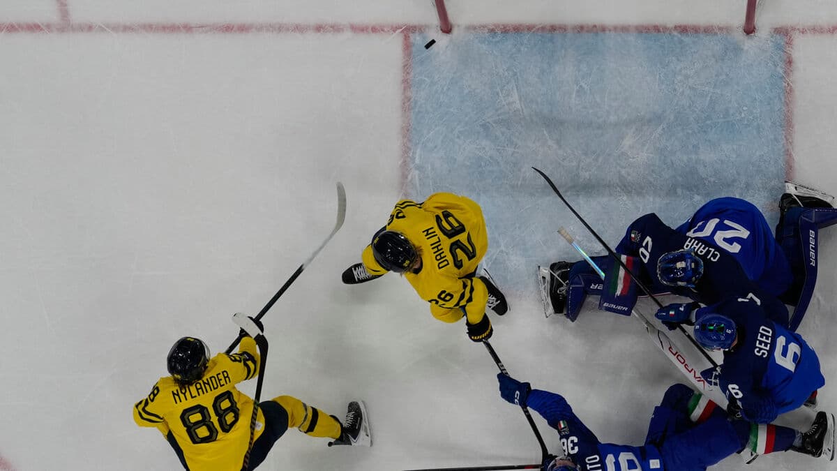 Victory, but no star shine for Tre Kronor