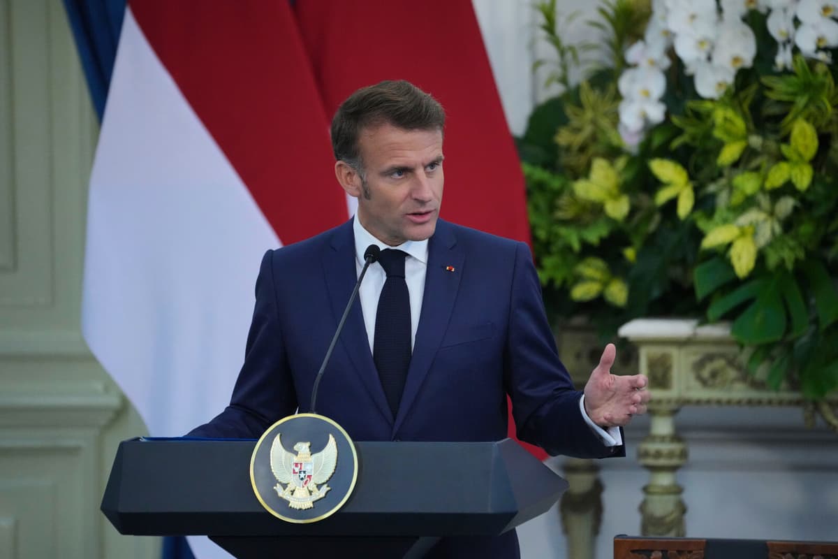 Macron: Ukraine Conflict Tests US Credibility
