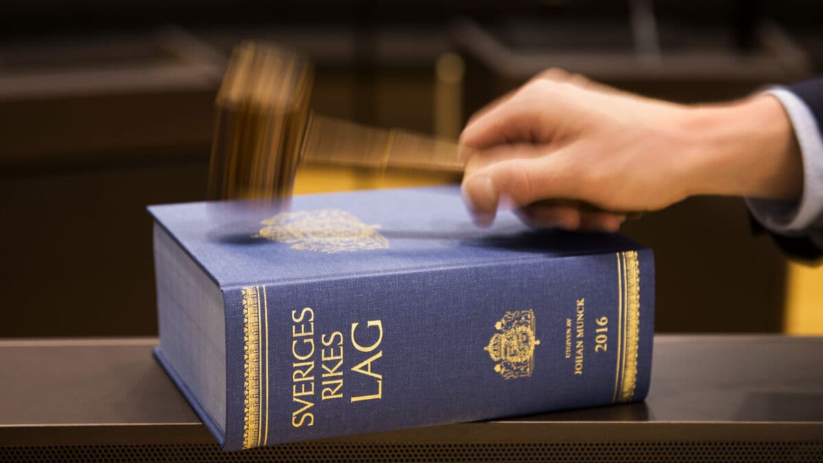 Woman who gave money to person claiming to be Mick Jagger gets three-year prison sentence