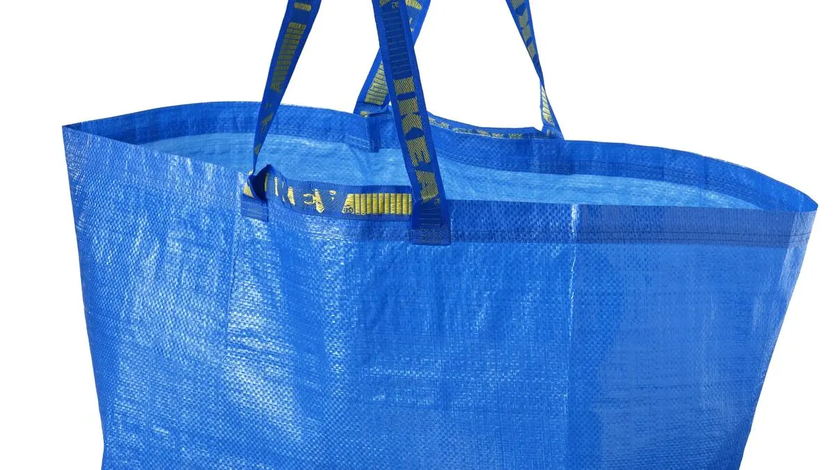 IKEA's classic FRAKTA bag is being discontinued, but a new version is emerging