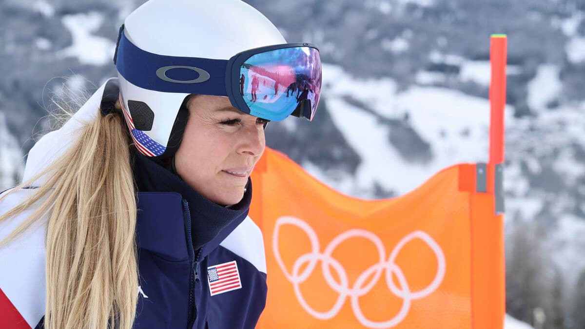 Lindsey Vonn well away from the top after crash
