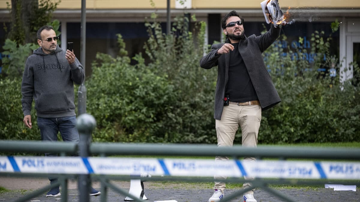 Quran burner Salwan Najem seeks asylum in the US