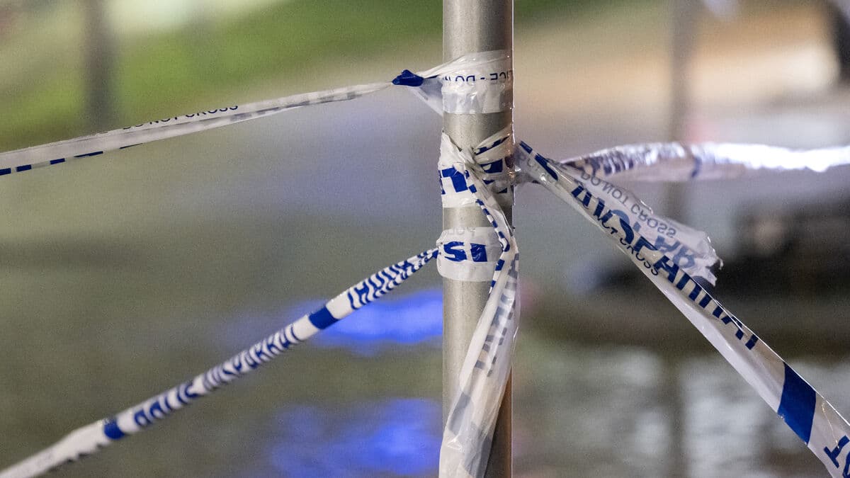 Former prison employees are being requested to be detained