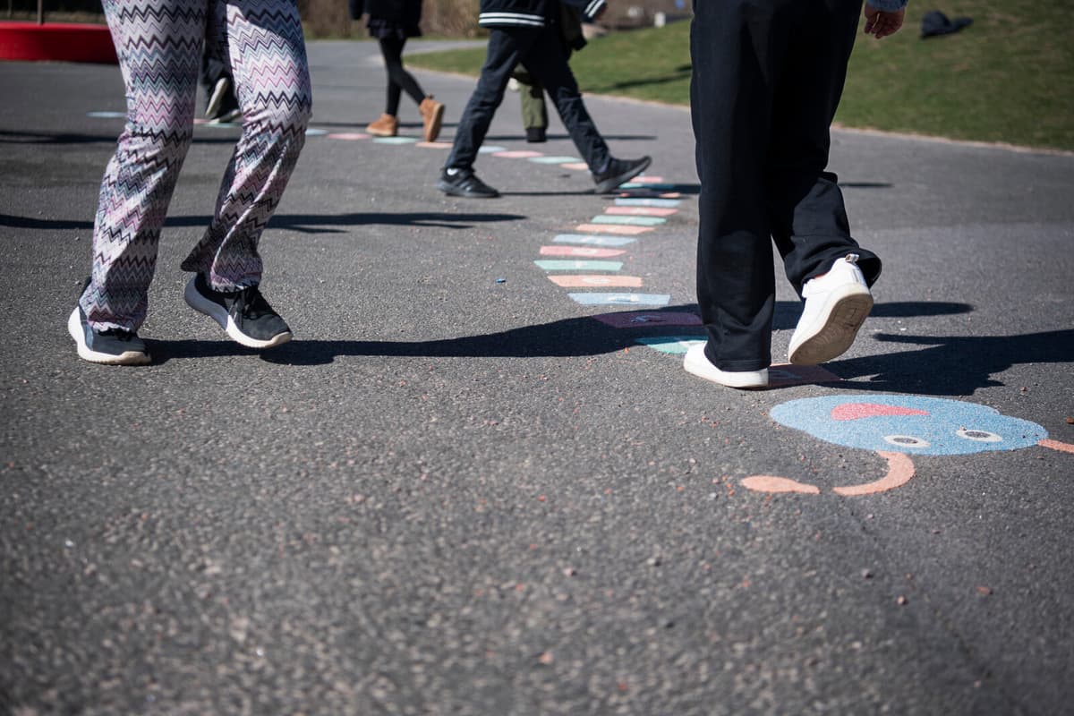 Gothenburg Teacher Suspended for Taping Student's Mouth