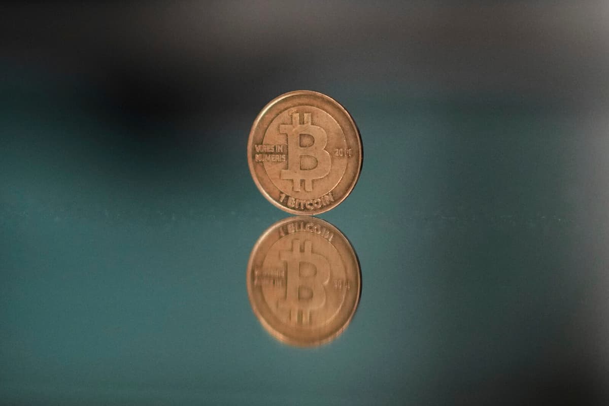 Bitcoin Surpasses 111,000 Dollars Amid Stock Market Decline