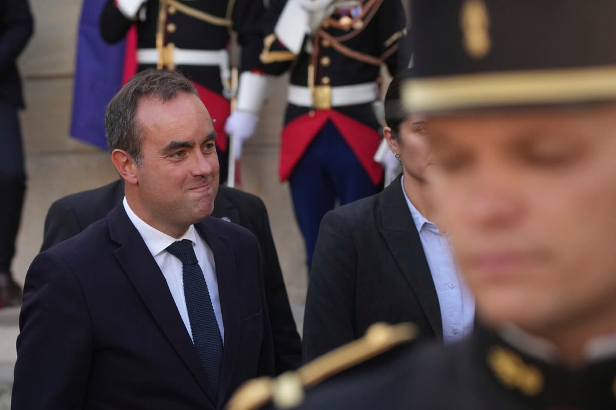 French National Debt Hits Record High Amid New Prime Minister Transition