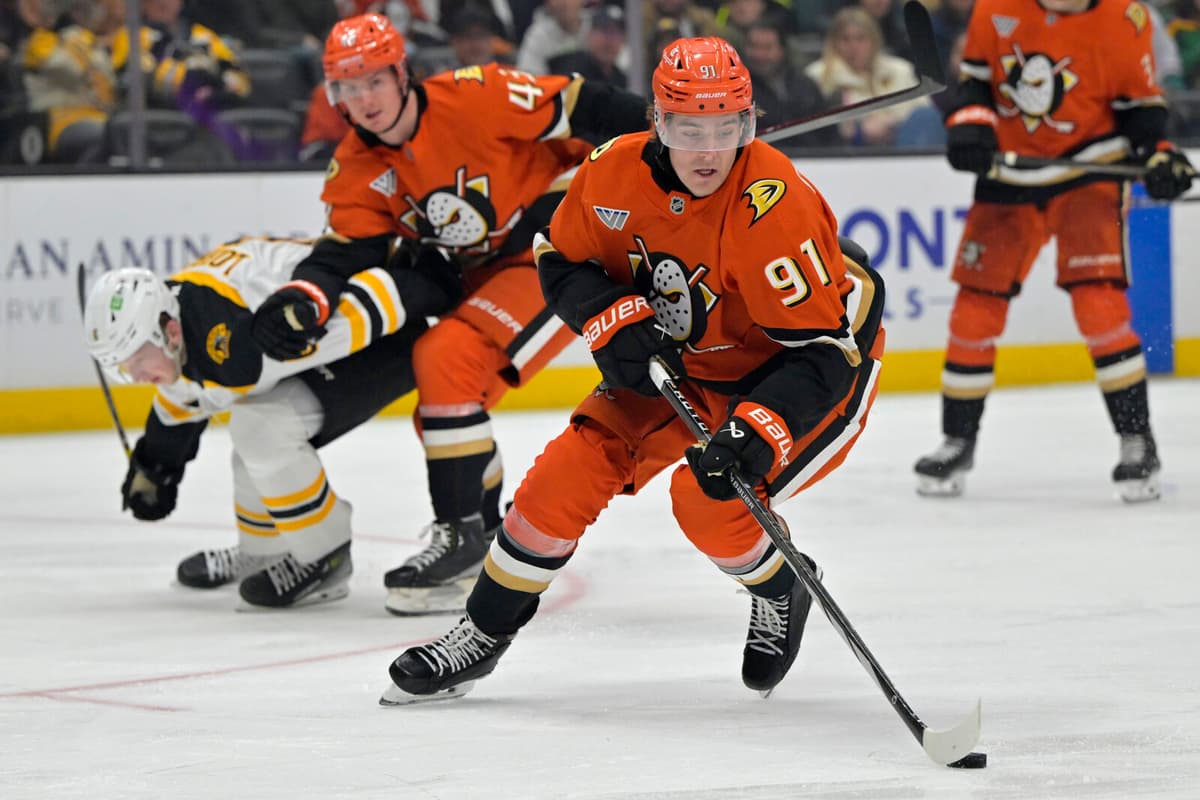Leo Carlsson Shines with Two Goals in Anaheim's 6-2 Win Over Boston