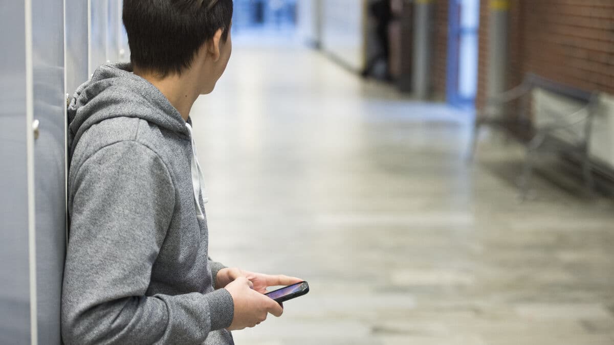 How to protect your children online – tips and advice