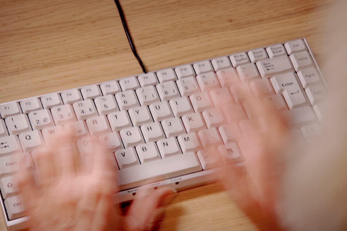 Man Acquitted of Defense-Related Online Activities