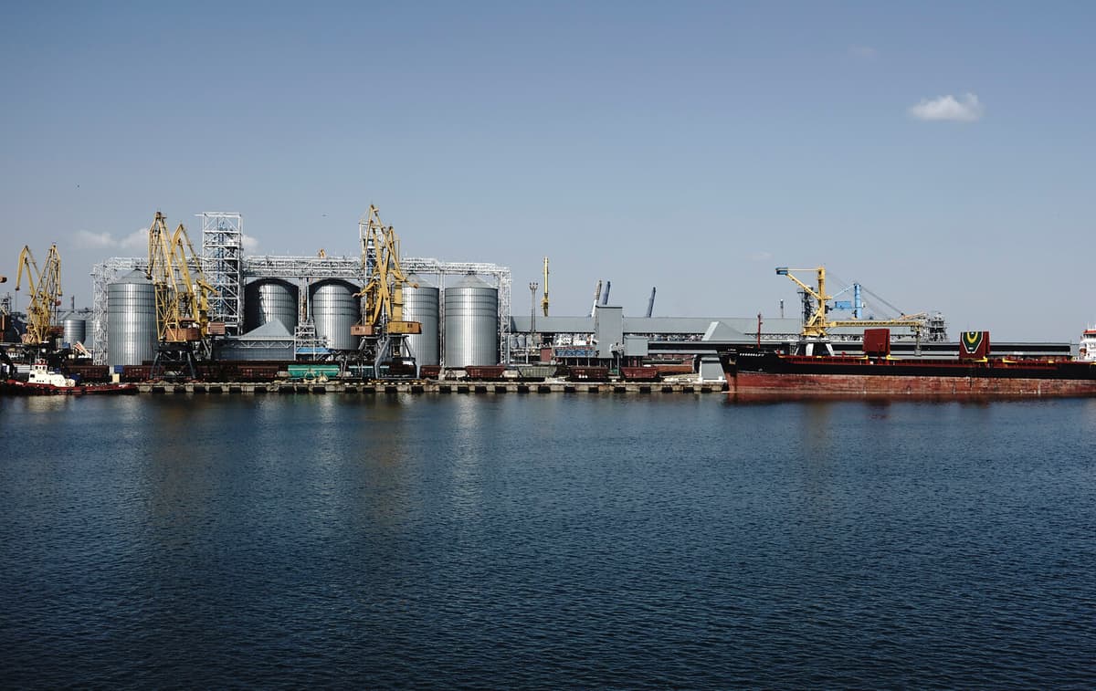 Russian robot hits civilian cargo ship