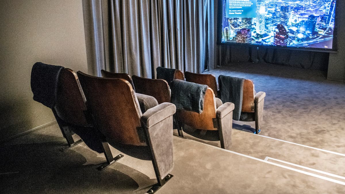 Film Festival Bets on Home Cinema