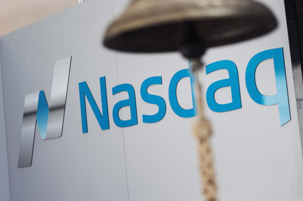 The Banks Weighed Down the Stock Exchange